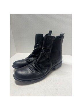 Miz Mooz Black Leather Ruched Chelsea Boots B1058 Ankle Booties Portugal 8.5
